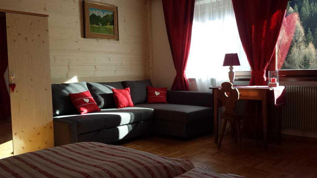 Casa Monteggia Dobbiaco Habitación foto